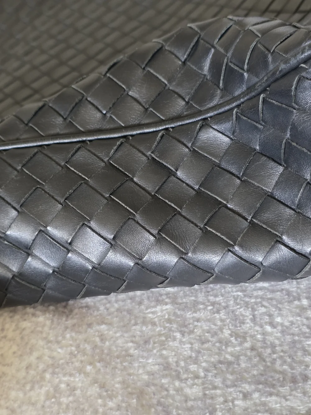 Bottega Veneta Intrecciato Black Leather Messenger Crossbody Bag
